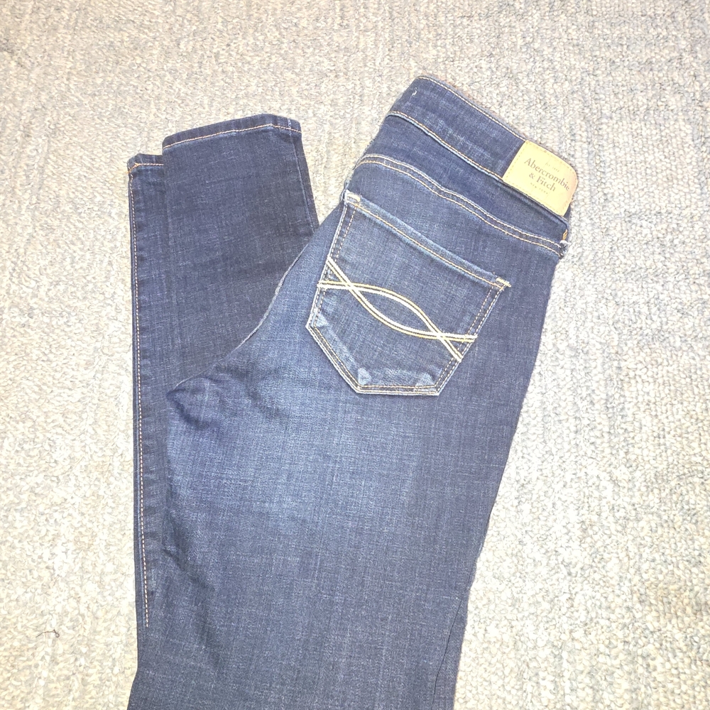 Abercrombie & Fitch Dark Blue Skinny Jeans